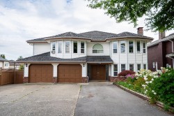 13398 89 Avenue Surrey, BC V3V 7W1