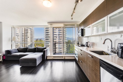 909-10777 University Drive  Surrey, BC V3T 0E6