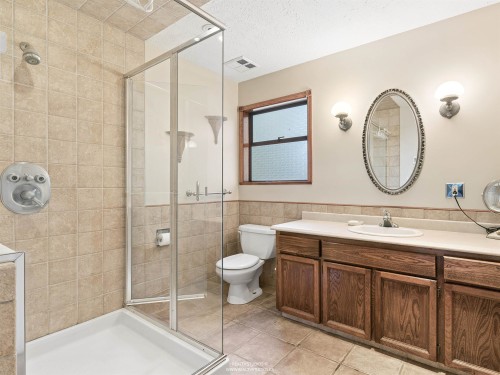6843 Dover Place, Delta, BC - Indoor Photo Showing Bathroom