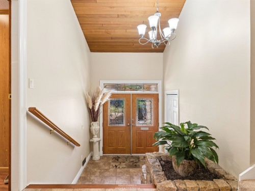 6843 Dover Place, Delta, BC - Indoor Photo Showing Other Room