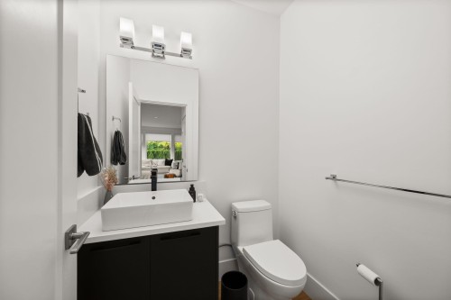 2732 Eagle Summit Crescent, Abbotsford, BC - Indoor Photo Showing Bathroom