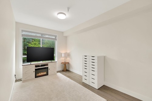 116-15351 101 Avenue, Surrey, BC - Indoor