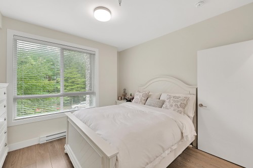 116-15351 101 Avenue, Surrey, BC - Indoor Photo Showing Bedroom