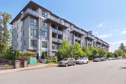 116-15351 101 Avenue, Surrey, BC - Outdoor With Facade