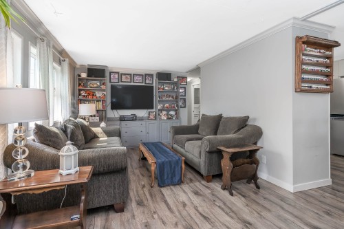44-26892 Fraser Highway, Langley, BC 