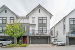 27-17555 57a Avenue Surrey, BC V3S 7V2