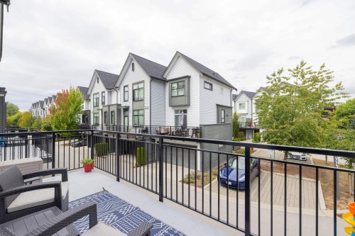 27-17555 57A Avenue, Surrey, BC - Outdoor With Balcony With Exterior