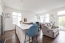27-17555 57A Avenue, Surrey, BC  - Indoor Photo Showing Living Room 