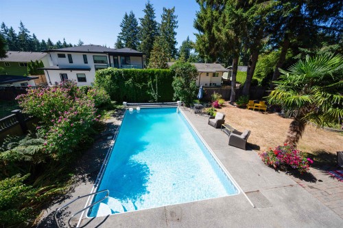 6545 Sunshine Drive, Delta, BC - Outdoor With In Ground Pool