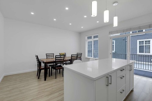 8-10433 158 Street, Surrey, BC - Indoor