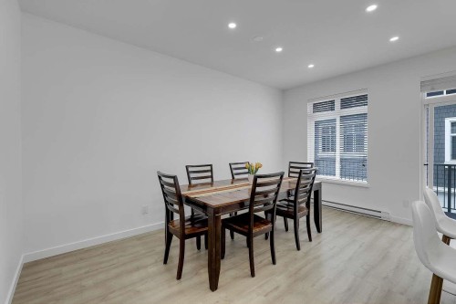 8-10433 158 Street, Surrey, BC - Indoor Photo Showing Dining Room