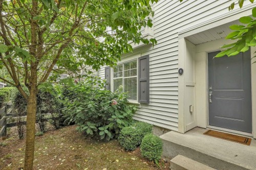 8-10433 158 Street, Surrey, BC - Outdoor