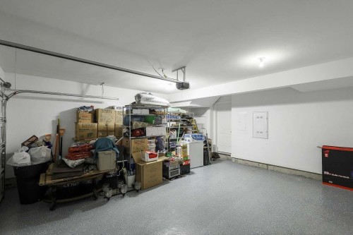 8-10433 158 Street, Surrey, BC - Indoor Photo Showing Garage