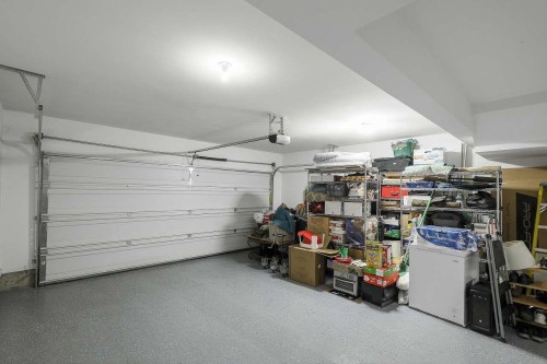 8-10433 158 Street, Surrey, BC - Indoor Photo Showing Garage