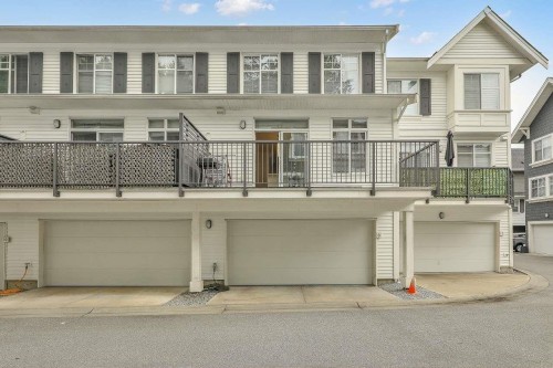 8-10433 158 Street, Surrey, BC - Outdoor