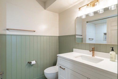1304-21937 48 Avenue, Langley, BC - Indoor Photo Showing Bathroom