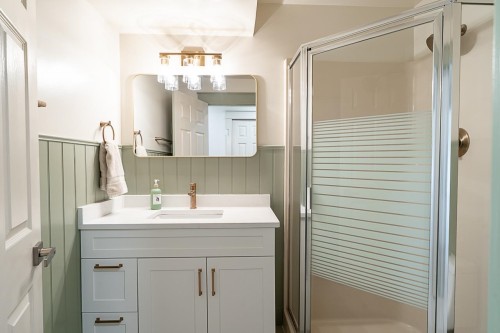 1304-21937 48 Avenue, Langley, BC - Indoor Photo Showing Bathroom