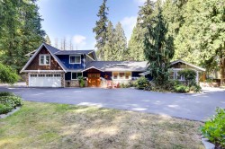 14084 Greencrest Drive Surrey, BC V4P 1L6