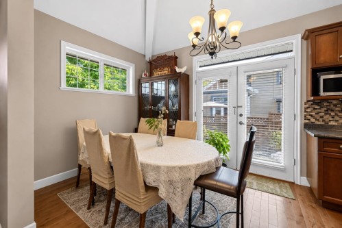 19686 73A Avenue, Langley, BC - Indoor Photo Showing Dining Room