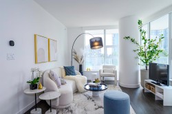 1007-13768 100 Avenue Surrey, BC V3T 0V2