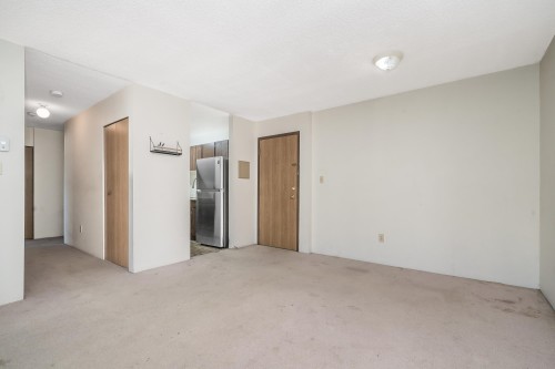 210-1860 Southmere Crescent E, Surrey, BC 