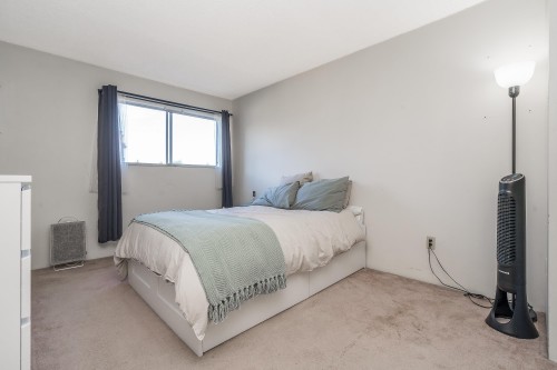 210-1860 Southmere Crescent E, Surrey, BC 