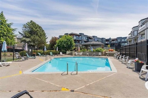 210-1860 Southmere Crescent E, Surrey, BC 