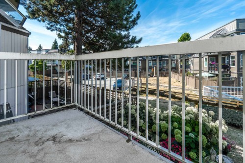 210-1860 Southmere Crescent E, Surrey, BC 