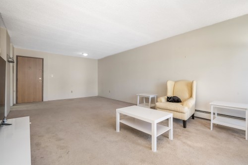 210-1860 Southmere Crescent E, Surrey, BC 