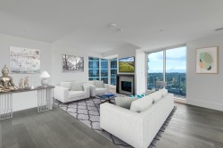 1401-1501 Foster Street  White Rock, BC V4B 0C3