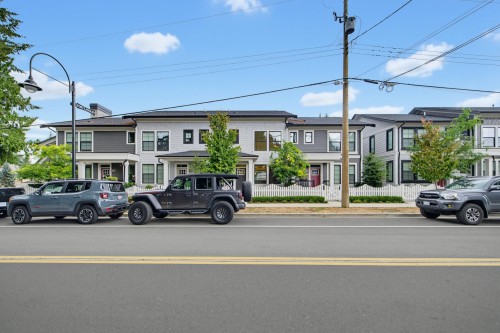 36-9122 King Street  Langley, BC V1M 0G6