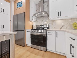 102-16693 16 Avenue Surrey, BC V3S 9X7