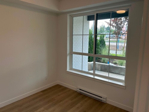 113-2425 166 Street, Surrey, BC - Indoor Photo Showing Other Room