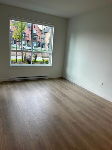 113-2425 166 Street, Surrey, BC - Indoor Photo Showing Other Room