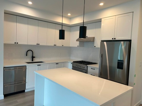 113-2425 166 Street, Surrey, BC - Indoor Photo Showing Kitchen
