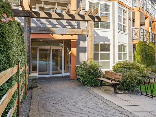 101-14605 Mcdougall Drive, Surrey, BC - Outdoor