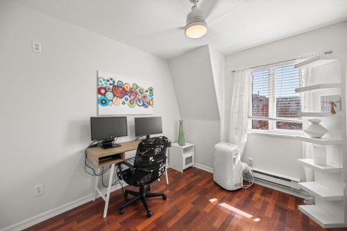 93-8930 Walnut Grove Drive, Langley, BC - Indoor Photo Showing Office