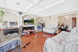 10886 132a Street Surrey, BC V3T 3Y4
