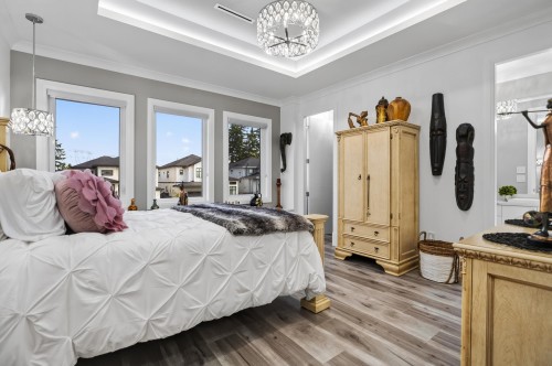18610 57 Avenue, Surrey, BC - Indoor Photo Showing Bedroom