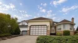6470 179a Street Surrey, BC V3S 7J9
