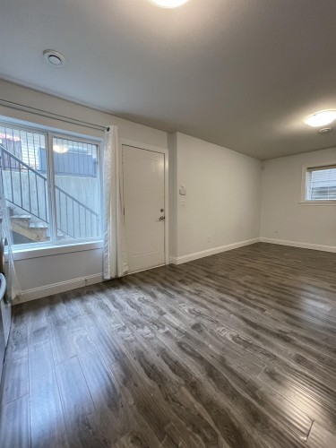 bsmt-7333 194 Street , Surrey, BC V4N 5Y1 4
