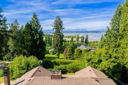 12520 Crescent Road  Surrey, BC V4A 2V3
