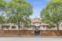 106-19721 64 Avenue  Langley, BC V2Y 1L1