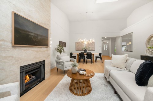65-2533 152 Street, Surrey, BC - Indoor Photo Showing Living Room With Fireplace