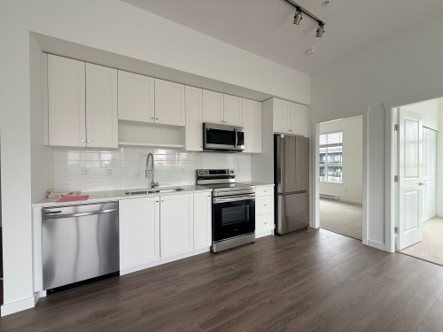 607-15733 85 Avenue , Surrey, BC V4Z 6N1 3