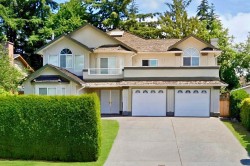 8868 112 Street Delta, BC V4C 4X4