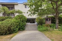 206-1555 Fir Street  White Rock, BC V4B 4B6