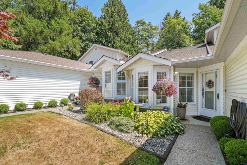 21-6537 138 Street  Surrey, BC V3W 0C3