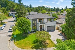 1946 143a Street  Surrey, BC V4A 7T1