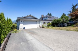 13957 115a Avenue  Surrey, BC V3R 9Y4